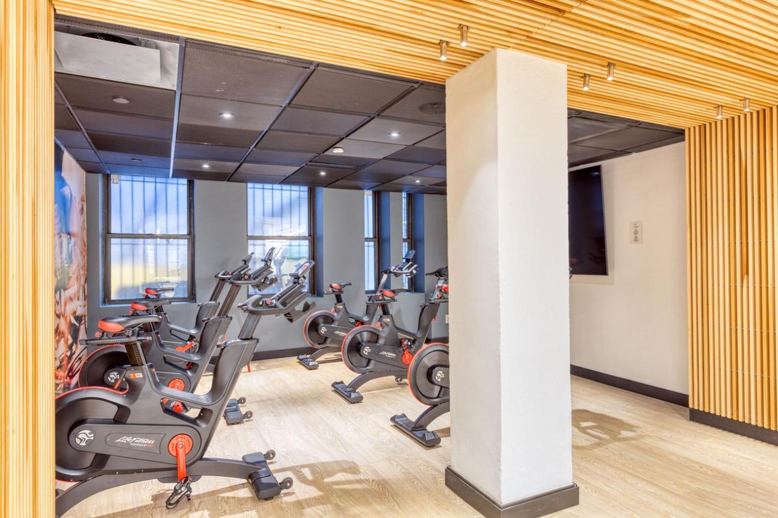 Pangsapuri Midtown 1br W Doorman Wd Nr Grand Central Nyc-779 *