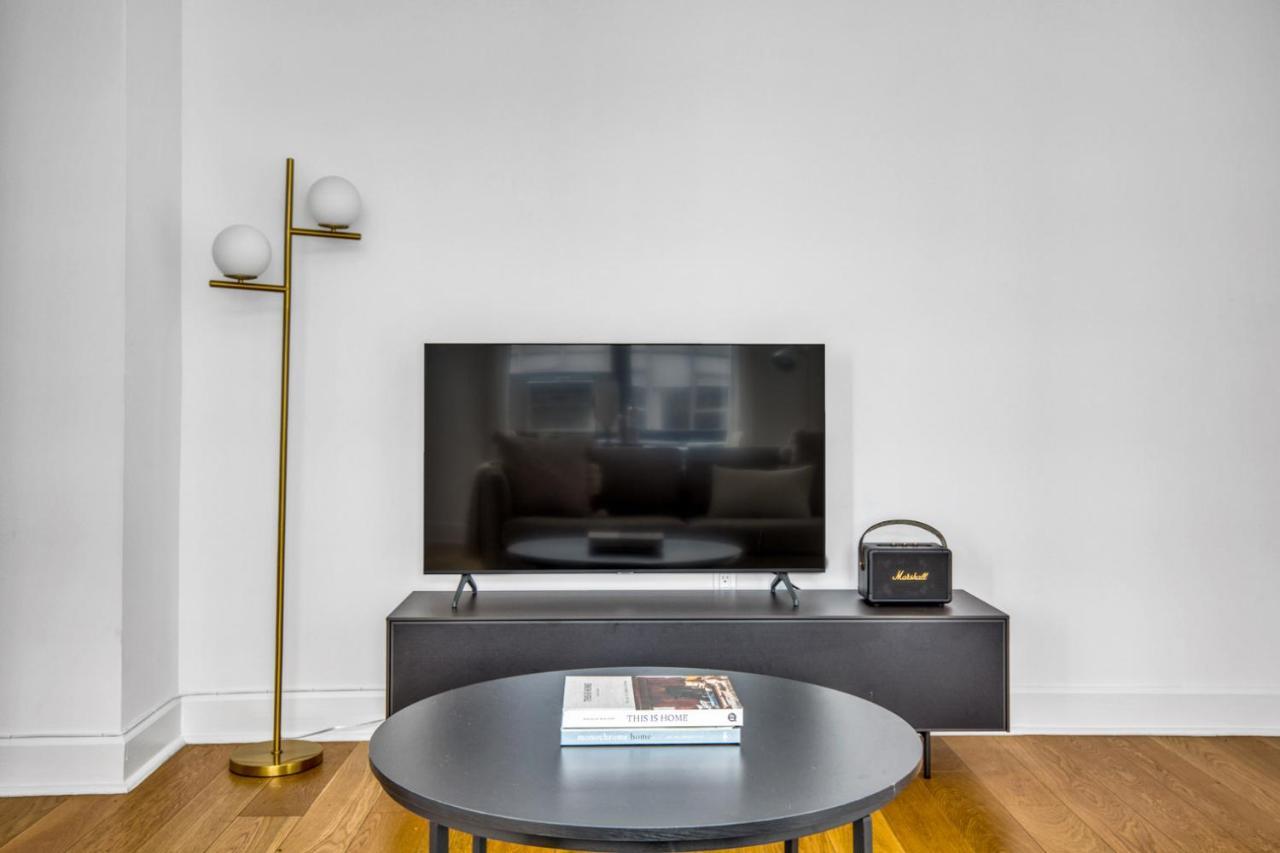 Apartment Midtown 1br W Doorman Wd Nr Grand Central Nyc-779 New York